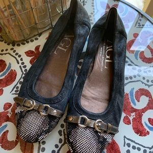 Gently Worn AGL Black Silver Buckled Vamp Ballet Flats Shoes sz. 41, Italy